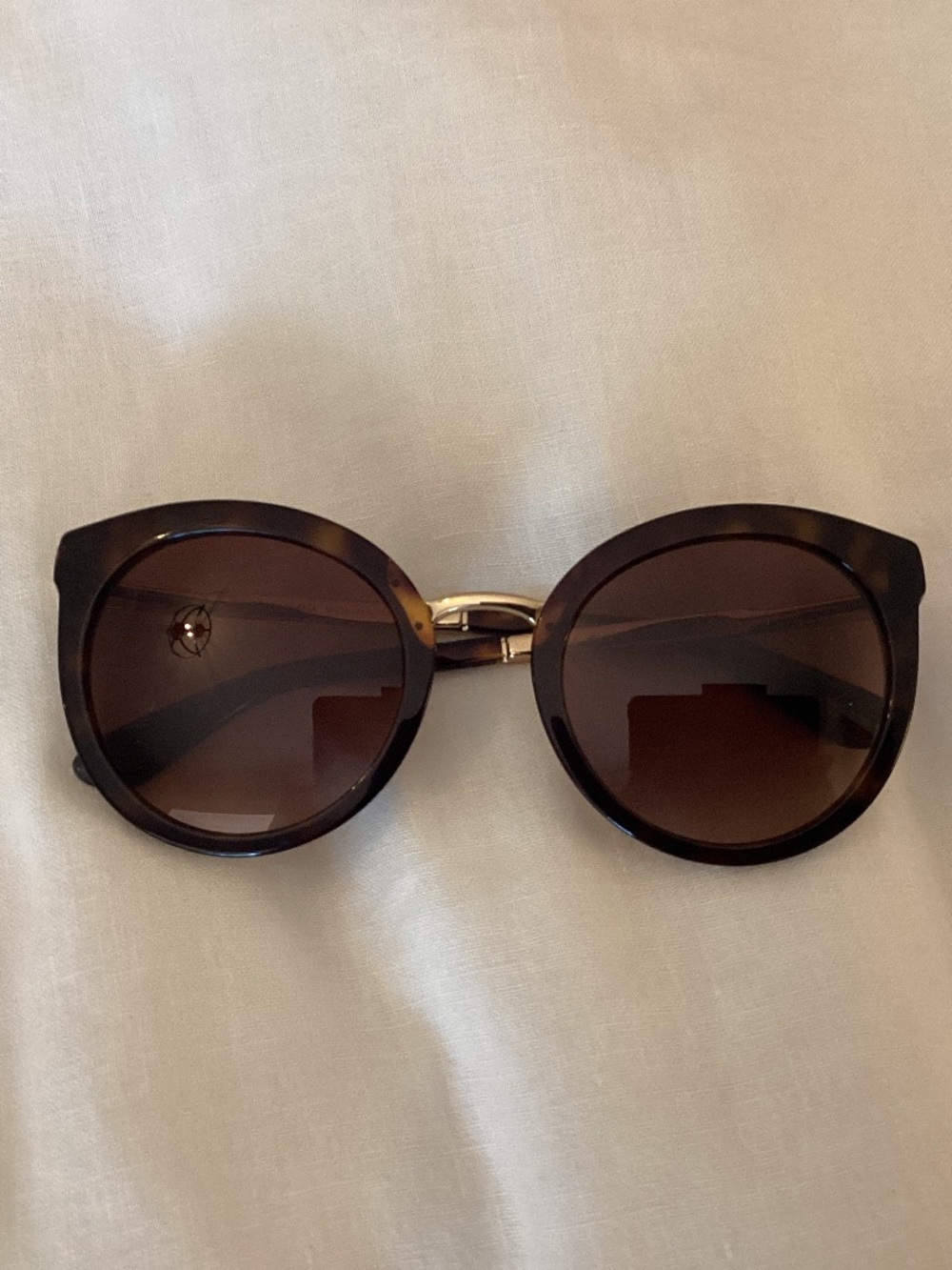 Like new Dolce & Gabbana Women’s Sunglasses